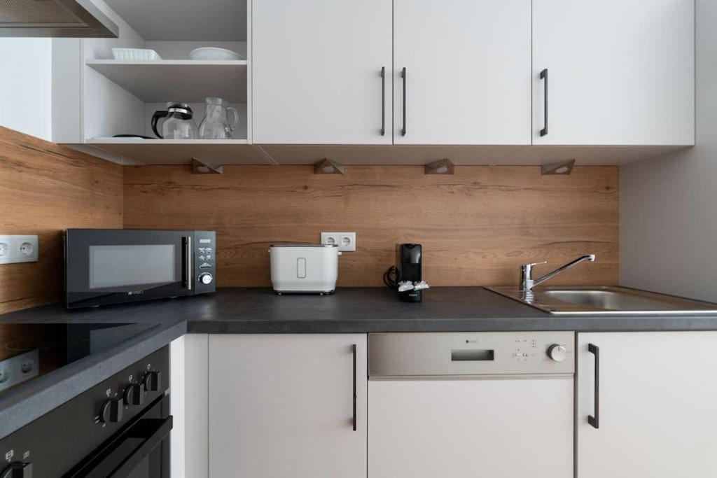 1Br Haven With Swift City Access By Hm 비엔나 외부 사진